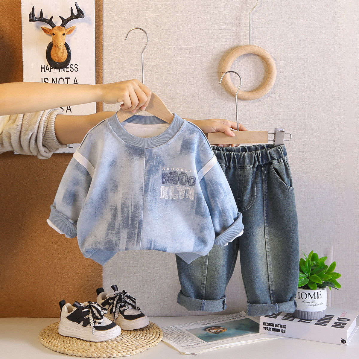 Two piece set of round neck hoodies for infants and children