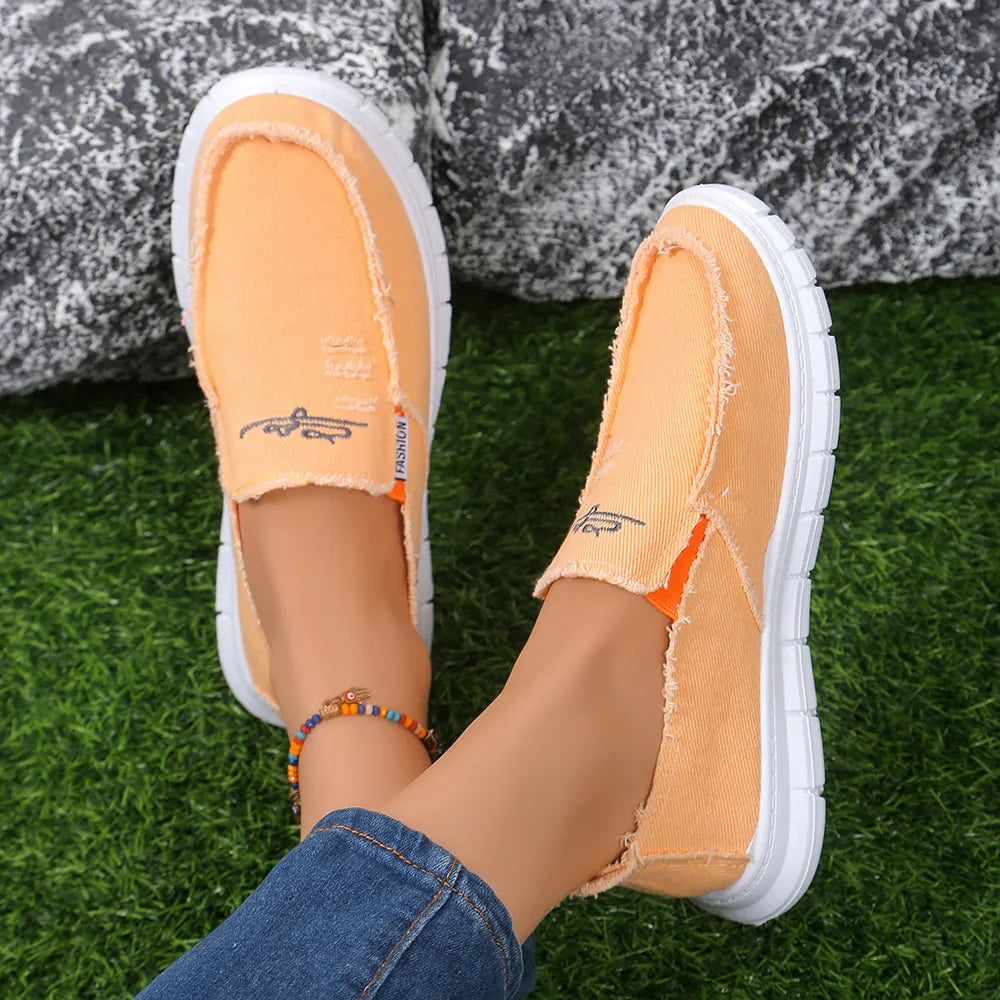 Embroidered Round Toe Flat Slip-Ons