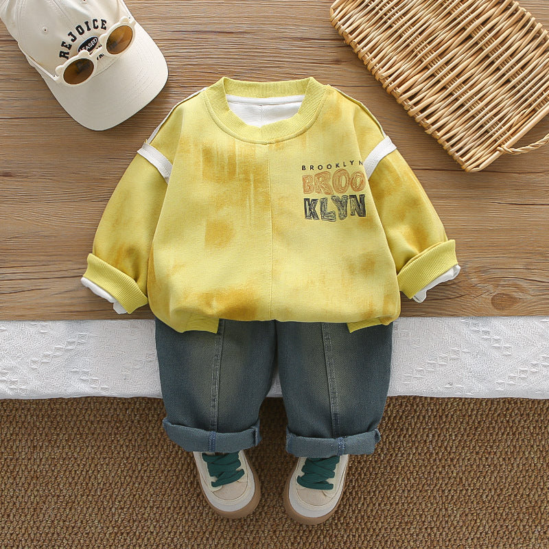Two piece set of round neck hoodies for infants and children