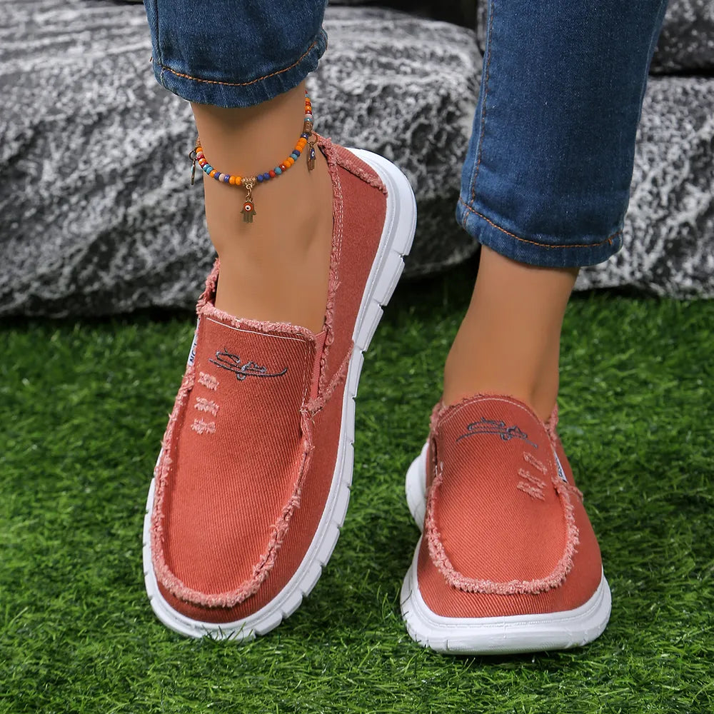 Embroidered Round Toe Flat Slip-Ons