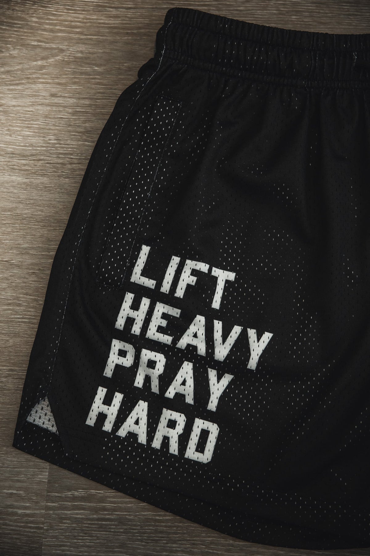 5.5-Inch Mesh Lifestyle Shorts